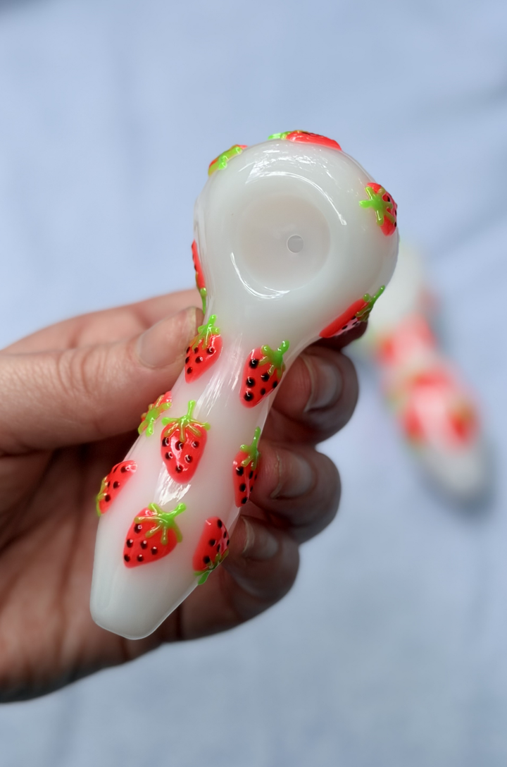 Strawberry Fields GLOW Pipe