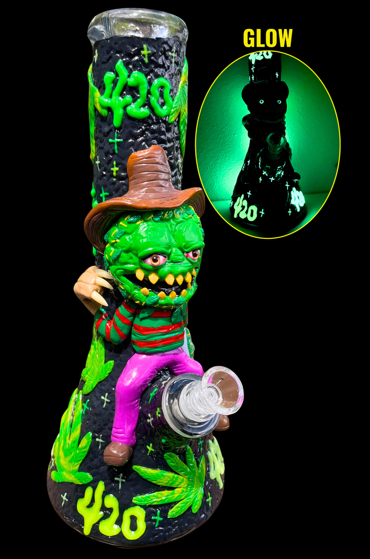 Freddy Kushger Bong GLOW