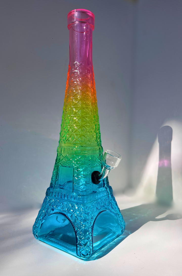 Eiffel Tower Bong