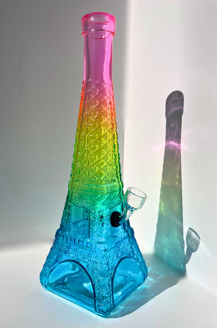 Eiffel Tower Bong