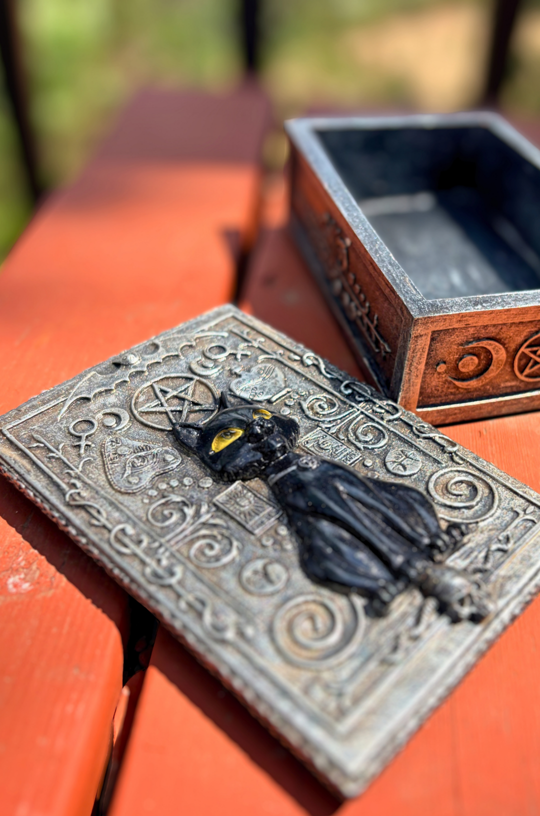Magic Black Cat Stash Box