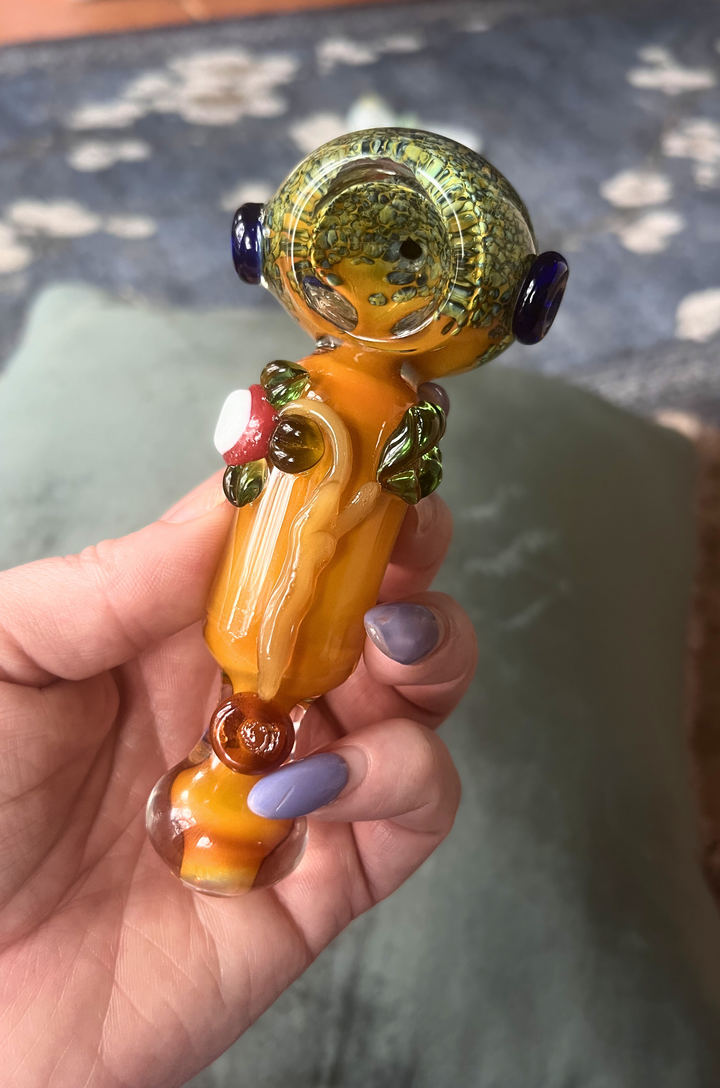 Abstract Flower Pipe