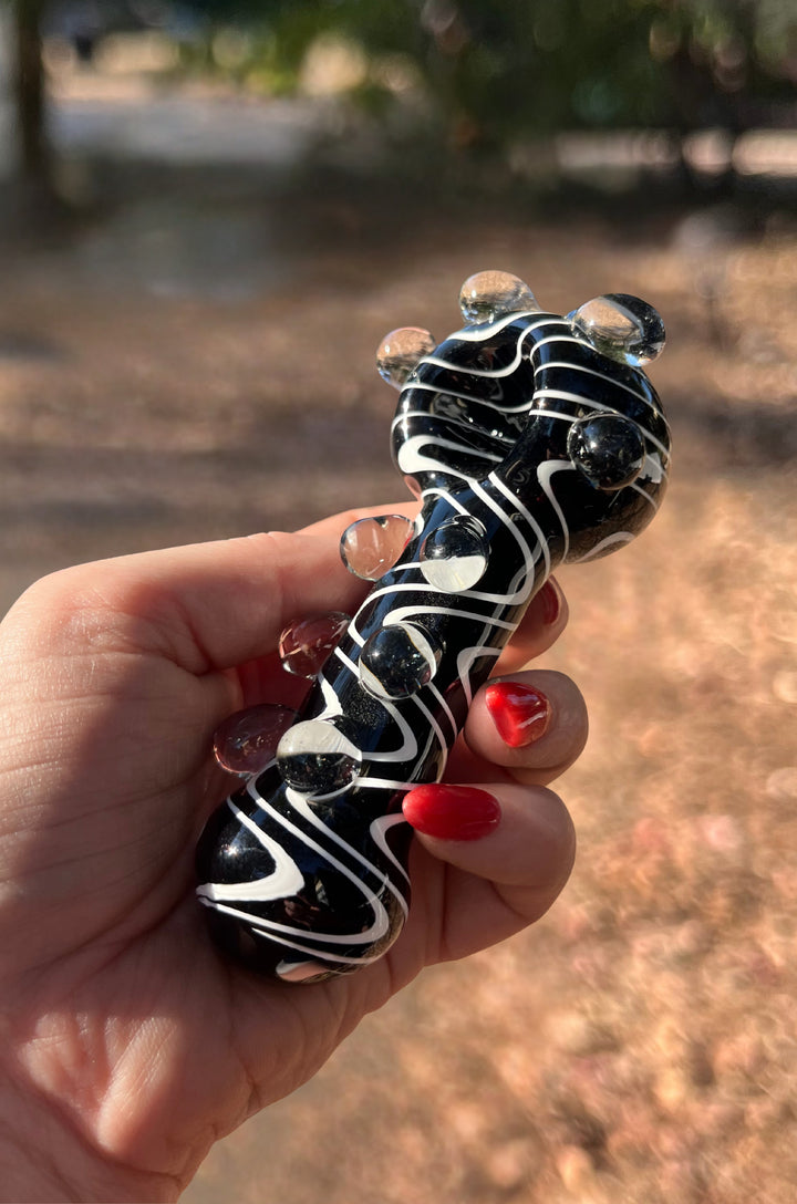 Cruella's Pipe