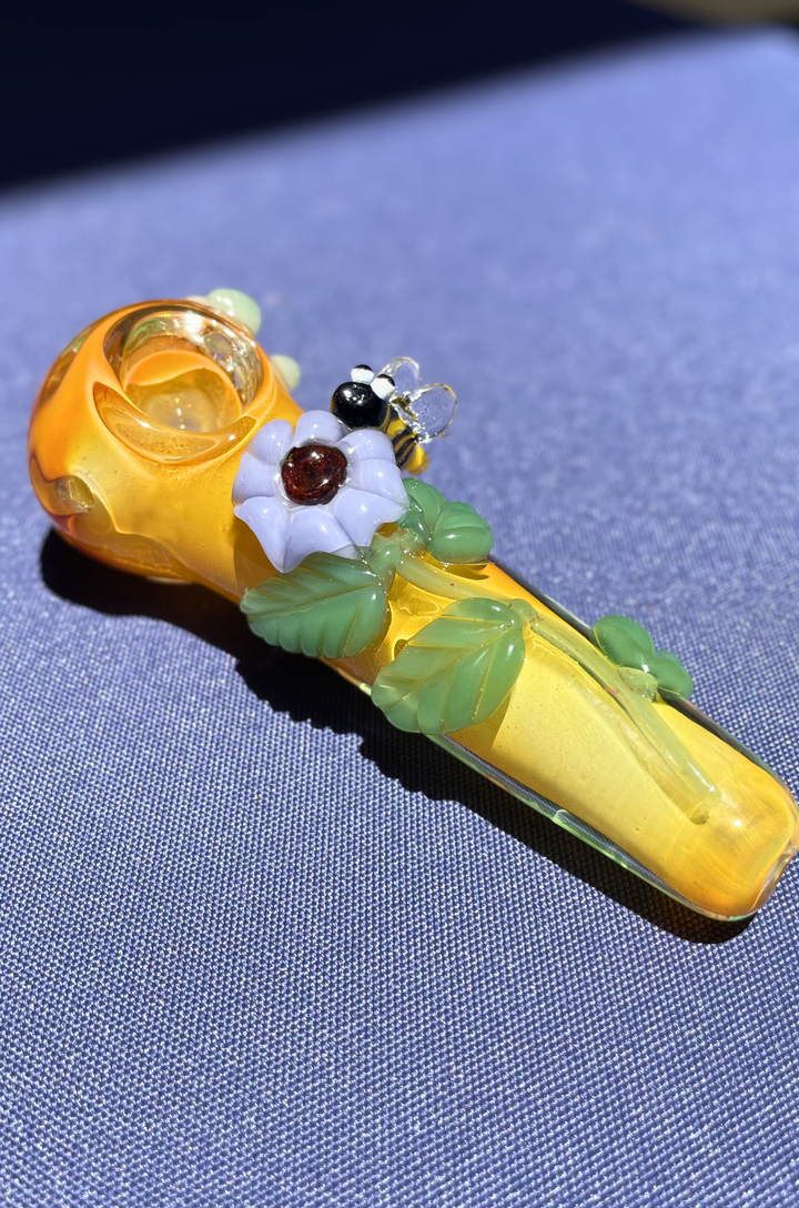 The Pollinator Bee Pipe