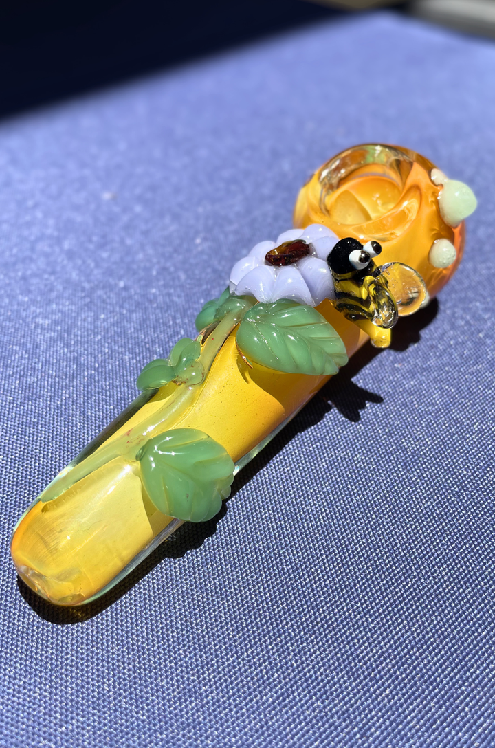 The Pollinator Bee Pipe