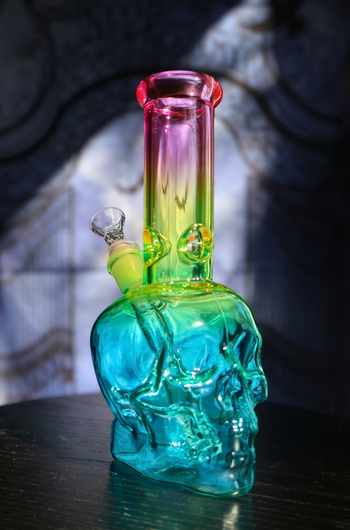 Thick Skull Bong 8"