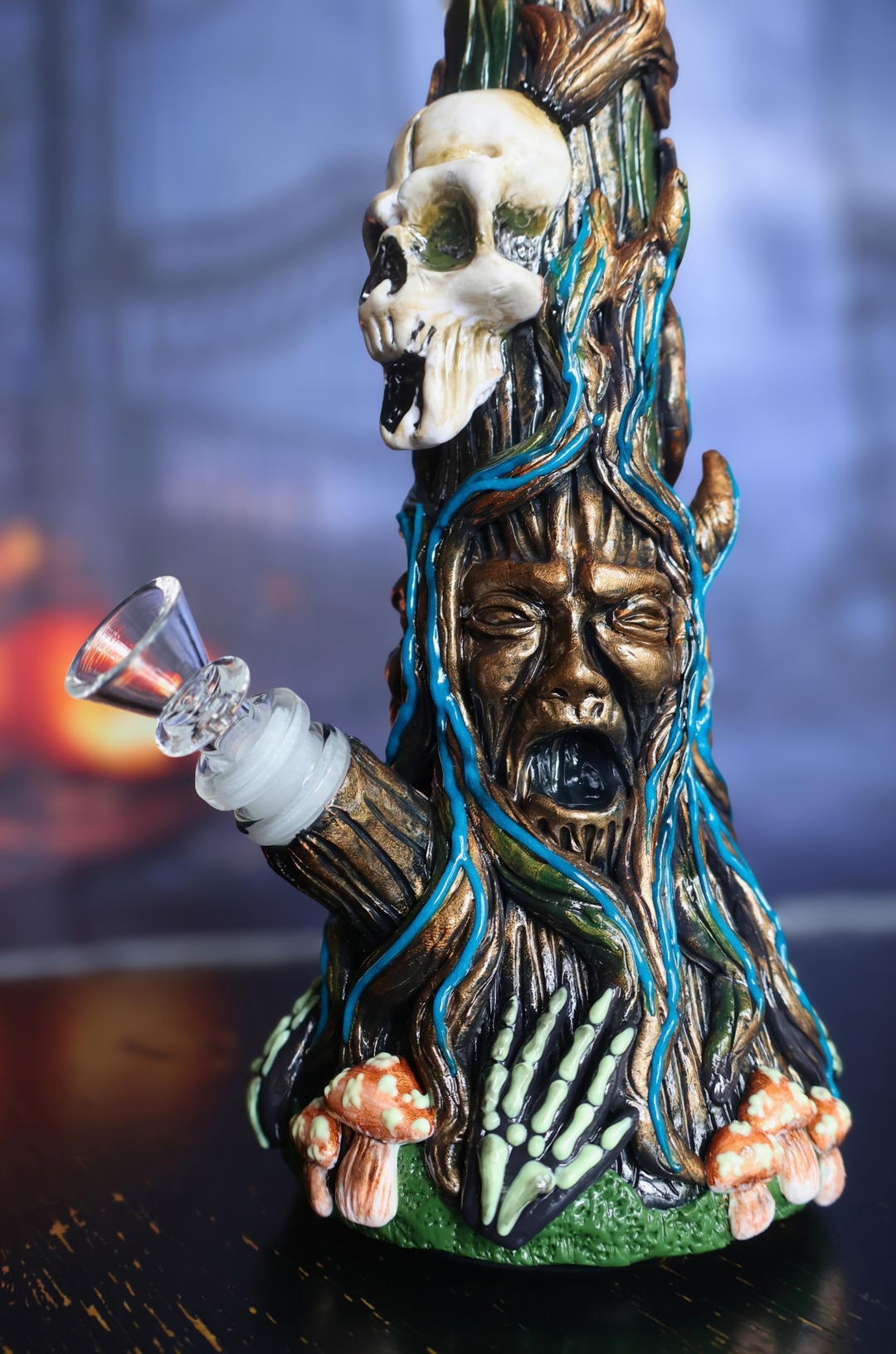 Tree of Torment Bong GLOW