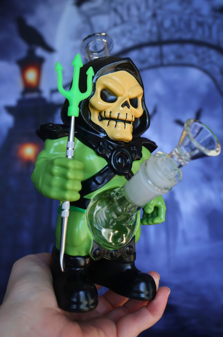 Skeletor Bong