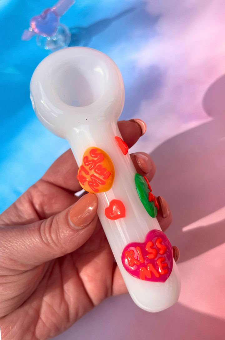 Candy Hearts Pipe