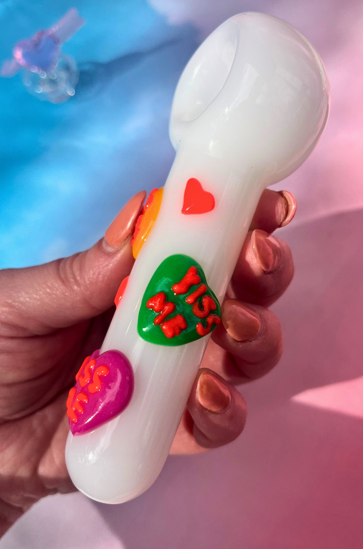 Candy Hearts Pipe