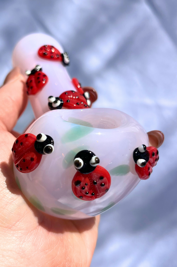 Ladybug's Lunch Club Pipe