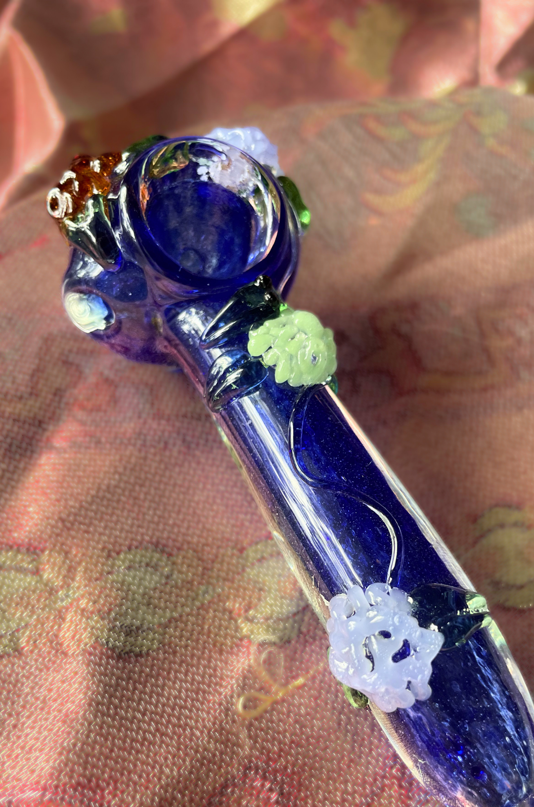 Flower Crest Pipe
