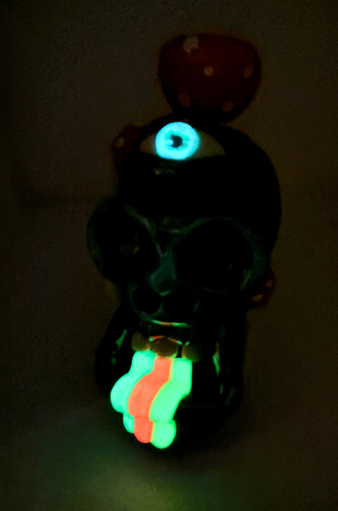 Mind on Drugs hammer bubbler GLOW