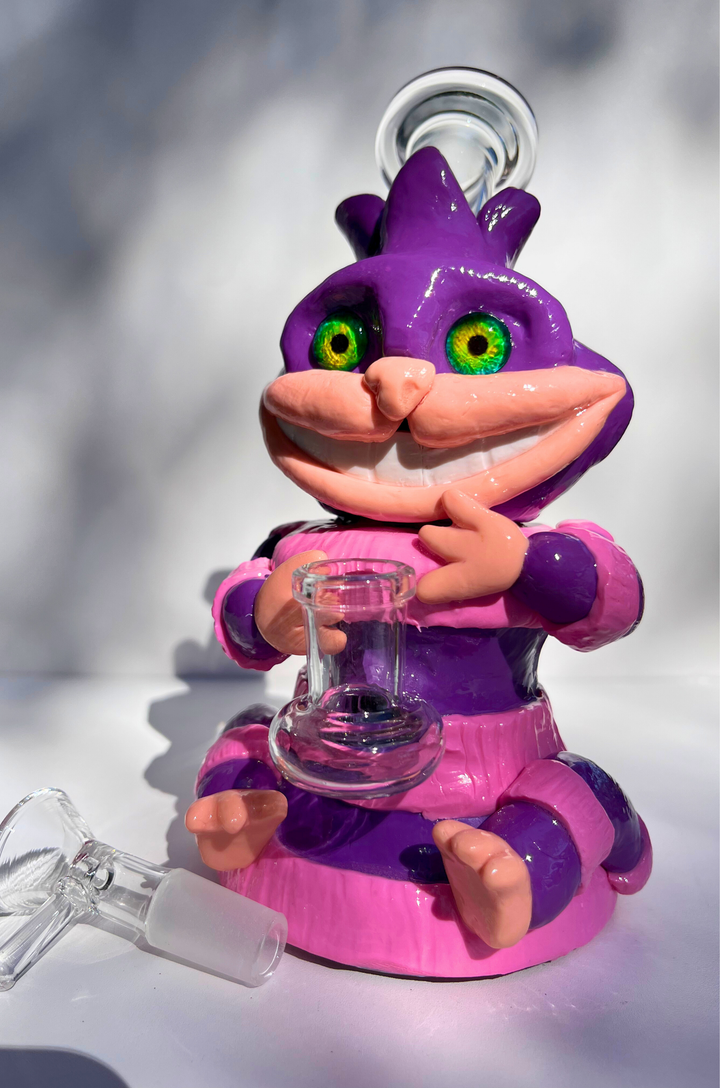 Cheshire Cat Bong