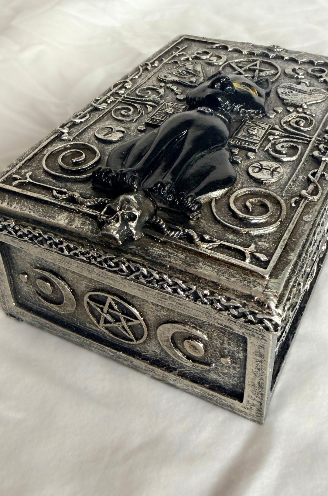 Magic Black Cat Stash Box