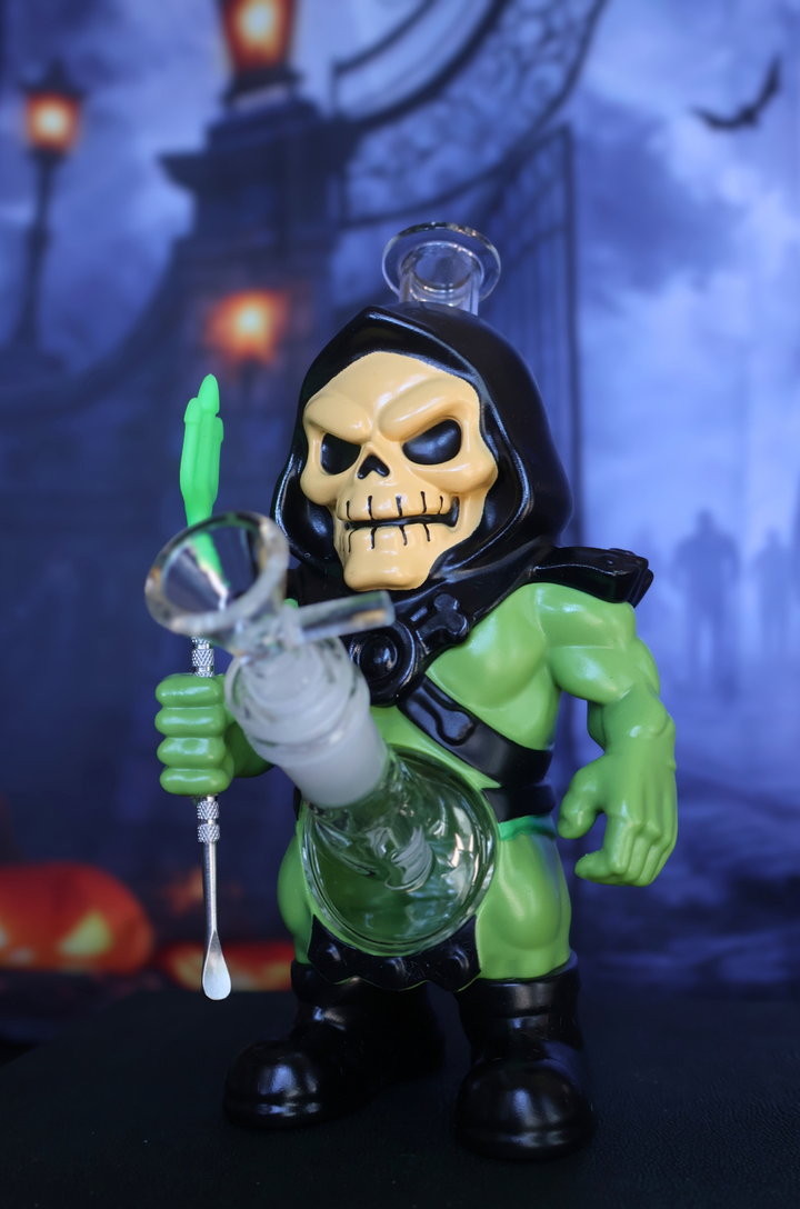 Skeletor Bong