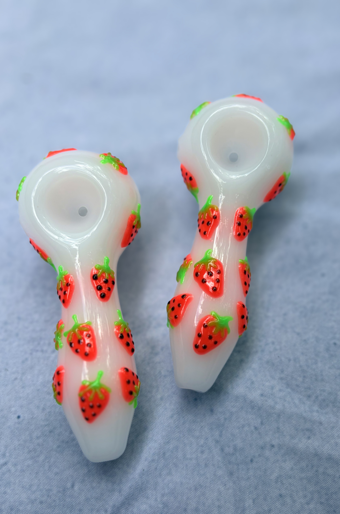Strawberry Fields GLOW Pipe