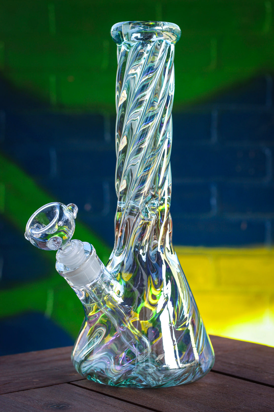 Glass-nado Bong