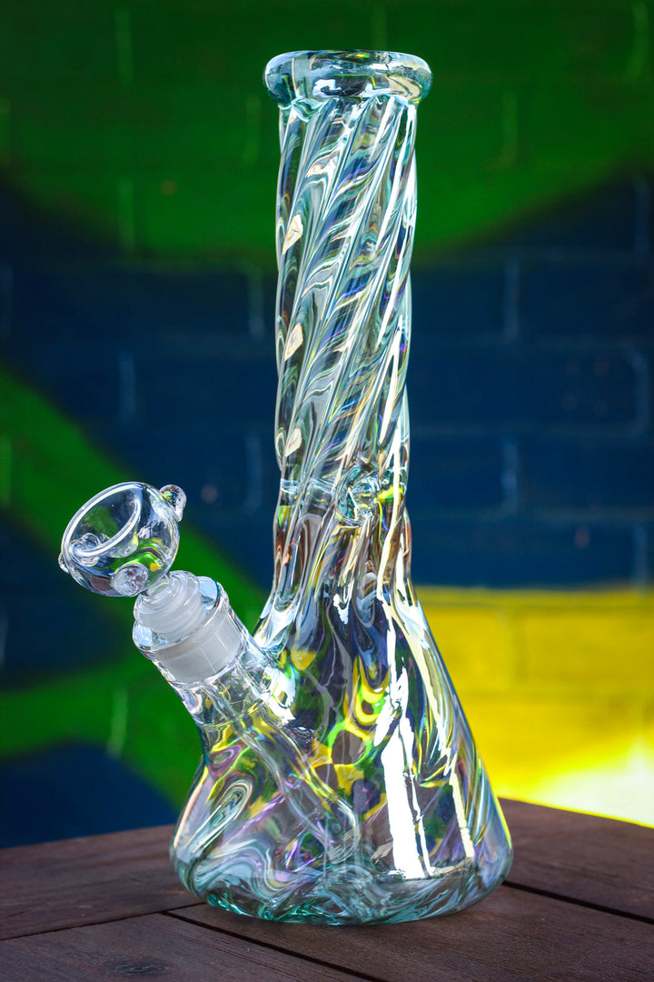 Glass-nado Bong